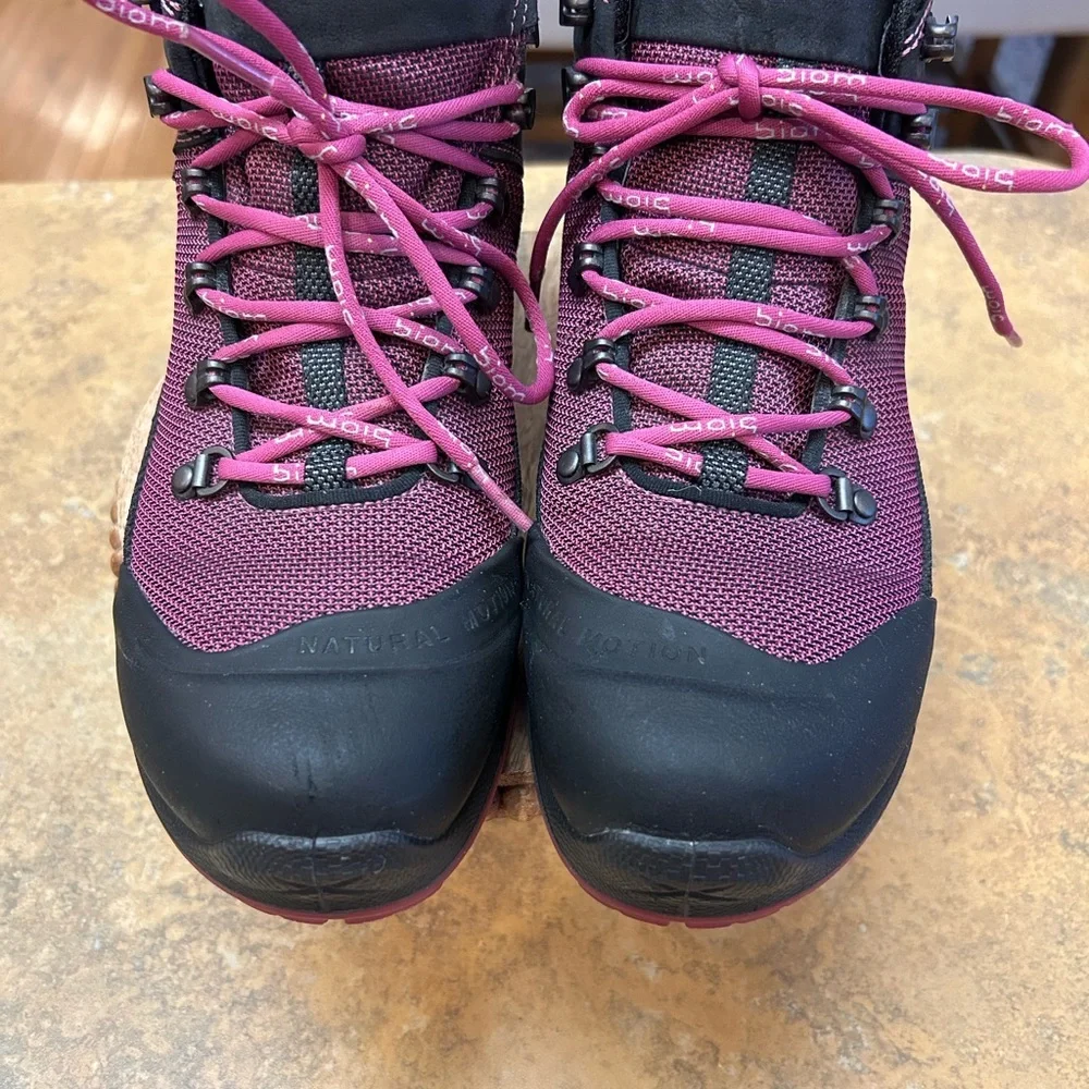 ECCO Women's Biom Gore-Tex Terrain Hiking Boots - Picture 7 of 12